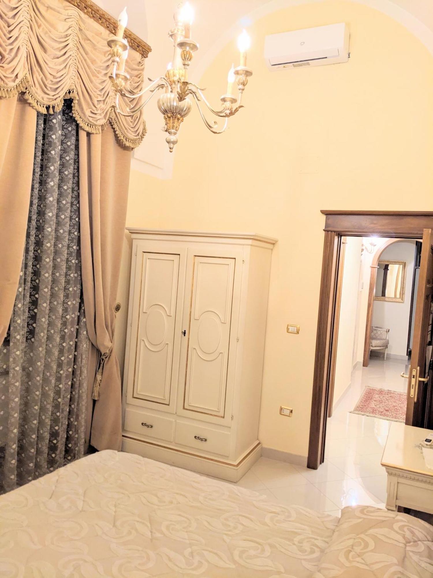 Castello Conti Filo Bed & Breakfast Torre Santa Susanna Oda fotoğraf